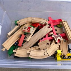 Juego de tren  buenas condiciones