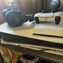 Ps5 And Headphones 