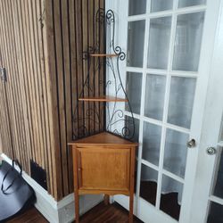 Corner Shelf