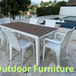 Moderno,Outdoor Patio Furniture Set –