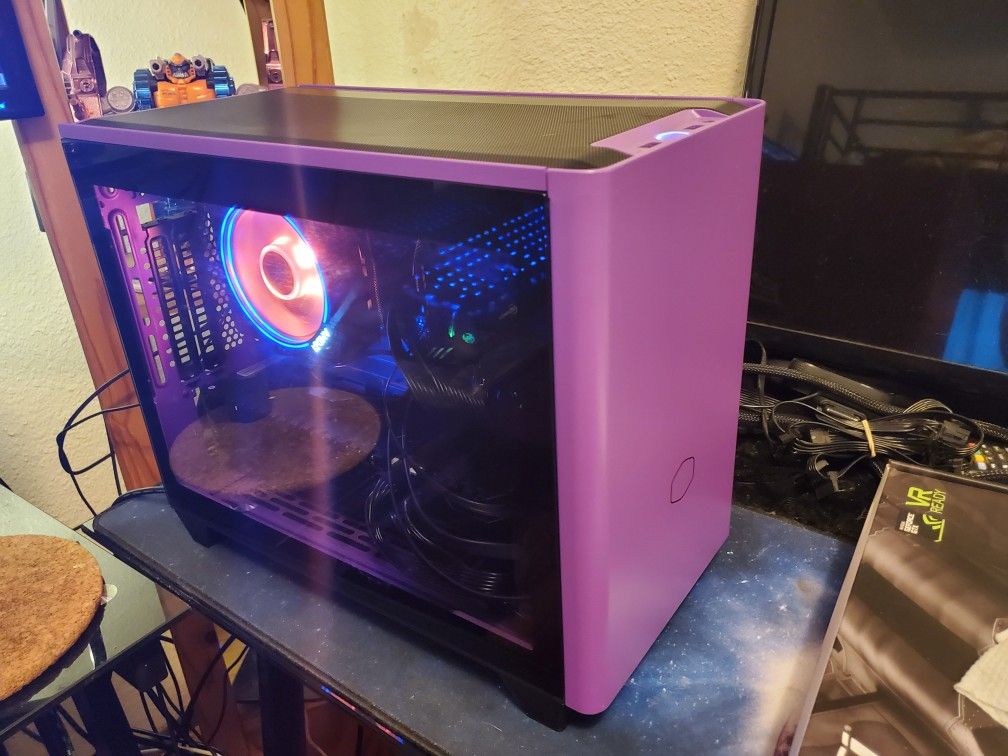 Ryzen 3600 + 5700 XT (Sfx Case)