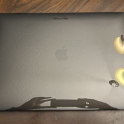 15” MacBook Pro Touchbar