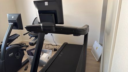 Nordic Track Commercial 1250 Treadmill For Sale