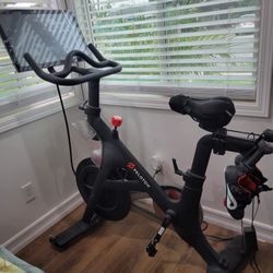 Peloton Bike