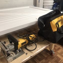 Like New $100