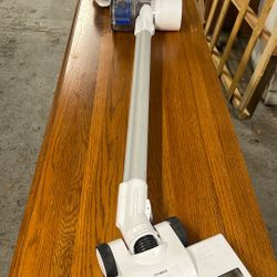 2 Speed, Good Working Condition With All Accessory Recharge Battery Cordless