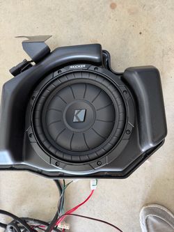 Kicker 10 inch sub with amp for Chevy / gmc truck