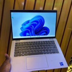  Laptop Pallets–24 pieces