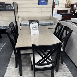 Dining Table Set. 🚚WE DELIVER🚚