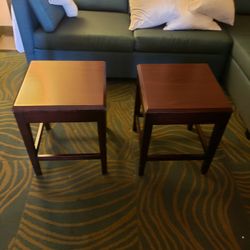 Nightstands/end Tables 