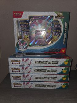 Sylveon EX box