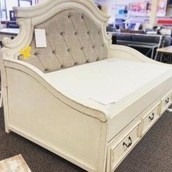 realyn daybed with trundle