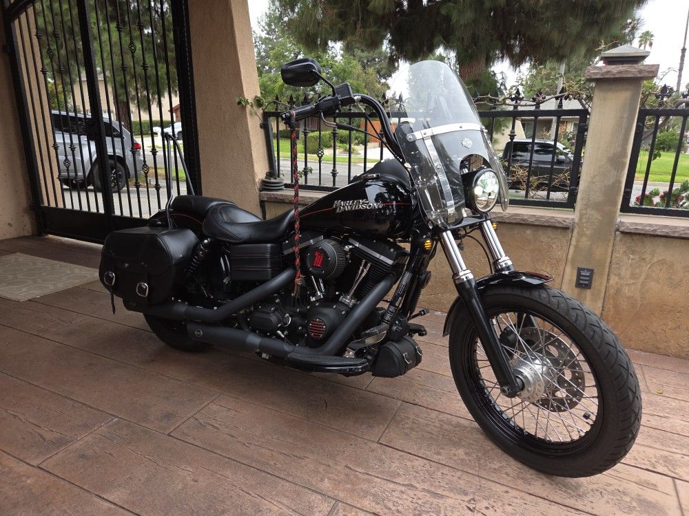 2012 Harley Davidson Dyna Street Bob
