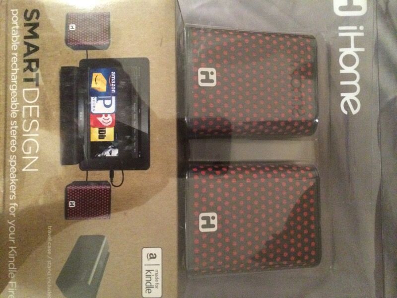 NEW H IHOME SMART DESING PORTABLE RECHARGEABLE STEREO SPEAKERS FOR YOUR KINDLE FIRE TRAVEL CASE/ STAND INCLUDED