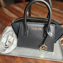  New- Michael Kors Avril Satchel