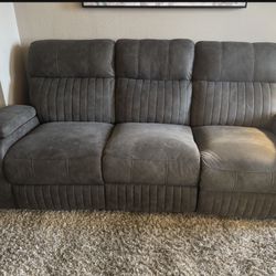 Gray 2-Piece Reclining Couch Set – Sofa + Loveseat