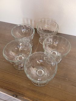 Set of 5 Vtg Libbey Glass Ice Cream Sundae Fruit Pedestal Bowls Ribbed Glass