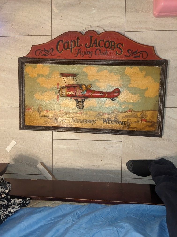 CAPTAIN JACOBS FLYING CLUB AIRPLANE AND PILOT VERY COOL BAR