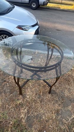 Glass Round table