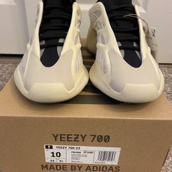 Yeezy 700 v3 Azael
