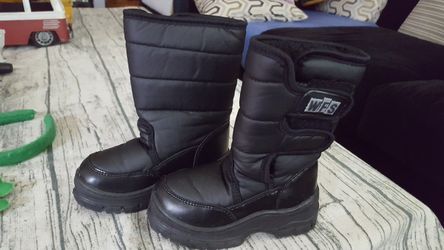 WINTER BOOTS KIDS WFS SNOW BOOTS. PERFECT THIS WINTER