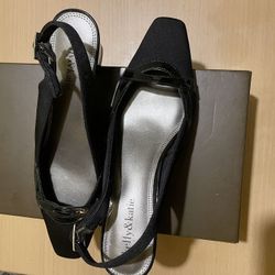 KELLY & KATIE JULIE  BLACK HEELS  WOMEN NEW SIZE 9