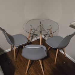 Dining Table With 4 Chairs