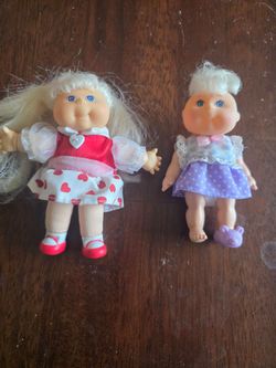 Mini cabbage Patch Kids dolls