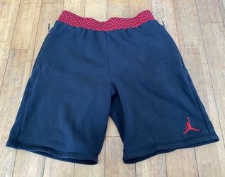 JORDAN FLEECE SHORTS ~ BLACK/RED~ MENS SZ LARGE
