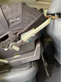 Nuna Pipa car seat