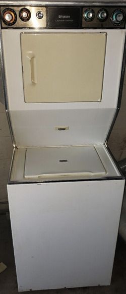 Small Stackable 24” W, Space Saver, 220 volt Electric! 30-Day Warranty! Same Day Delivery Available!
