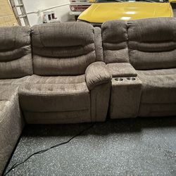 6 Piece Sectionals Electric  reclining Phone Charger