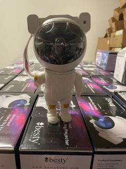 Home Astronaut Starry Sky Projector！10Minimum For$50