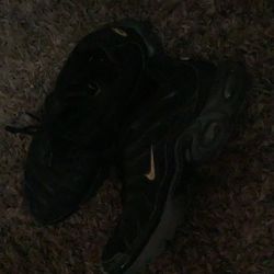 nikes