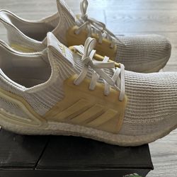 Adidas Ultraboost White Size 11 Good Condition Nike Jordan