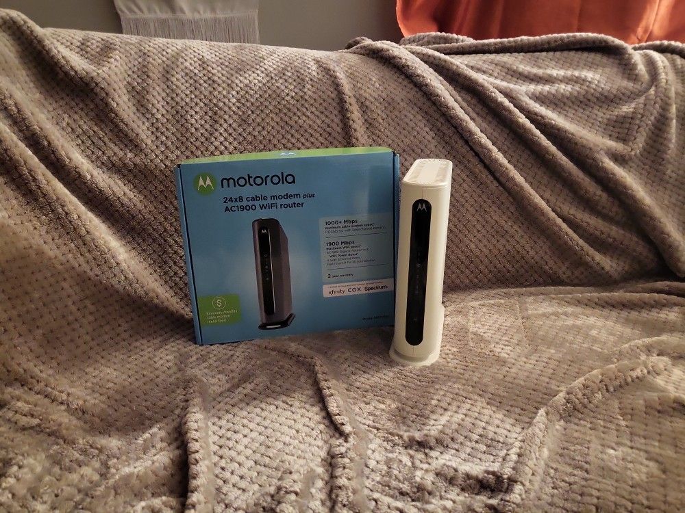 Motorola AC1900 WiFi Router