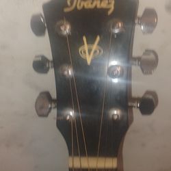 Ibanez Acoustic With Case On Gelreat Condition 