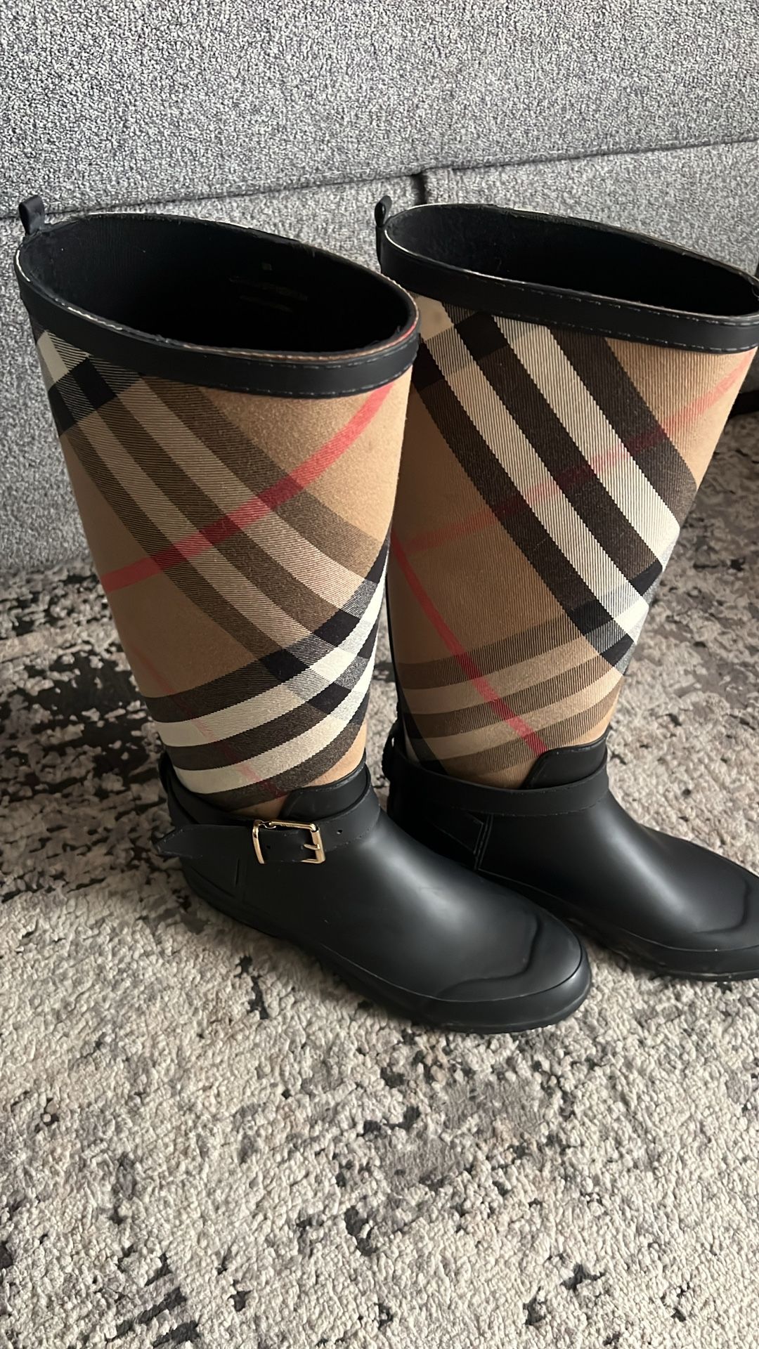 Burberry Rain Boots size 38