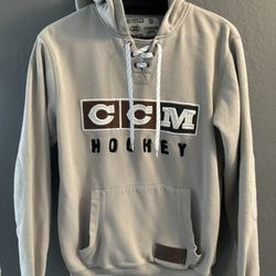 CCM CLASSIC LACE FLEECE HOODIE - ADULT small great condition 