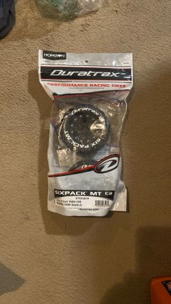 Duratrax Six-Pack MT 2.8in 2WD Mounted Front C2 Tires (Black)