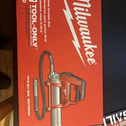 Milwaukee M12 Cordless Grease Gun 2446-20 Tool Only – Brand New