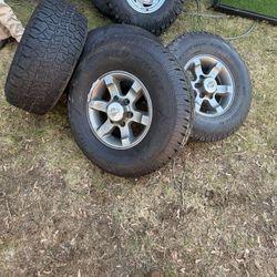 265/75R15 Tires w/ Rims – Set of 4 (2 Different Brands)
