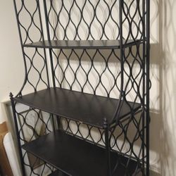 Beautiful Black Metal Baker’s Rack / Display Shelf