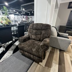 Recliner 🎉🎉🎉