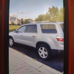2011 GMC Acadia