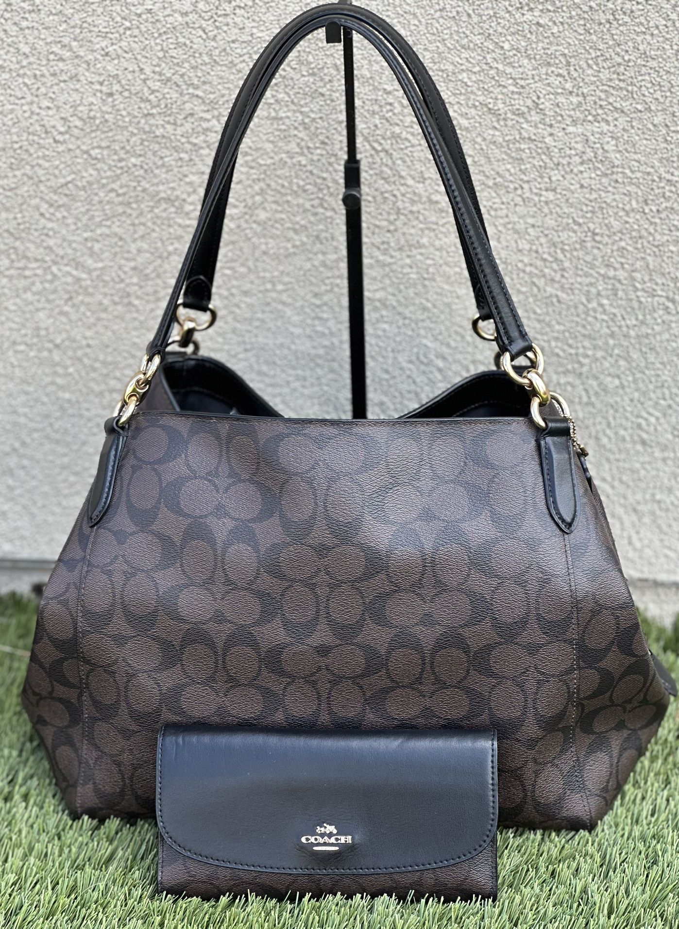 Coach Hallie Shoulder Bag with Wallet/Set Coach Excelente Condición