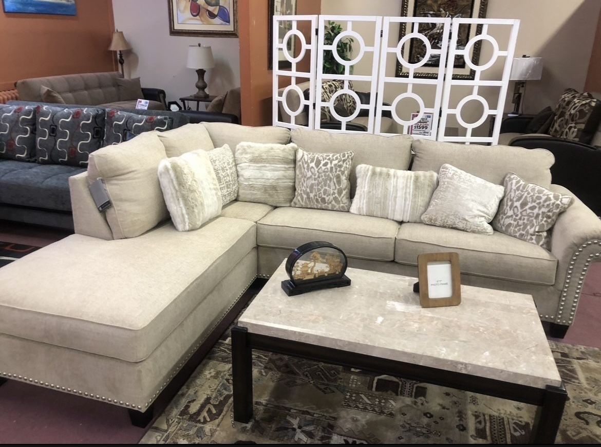 Beautiful Beige Couch. MOVING OUT SALE!