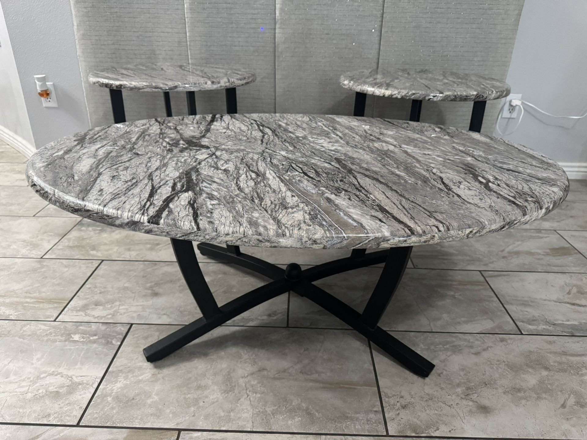 Set Of 3 Coffee Table And 2 End Tables