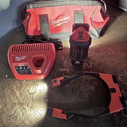 M12 ROVER Service and Repair Flood Light neck light and magnetic light with charger Milwaukee with tool bag
