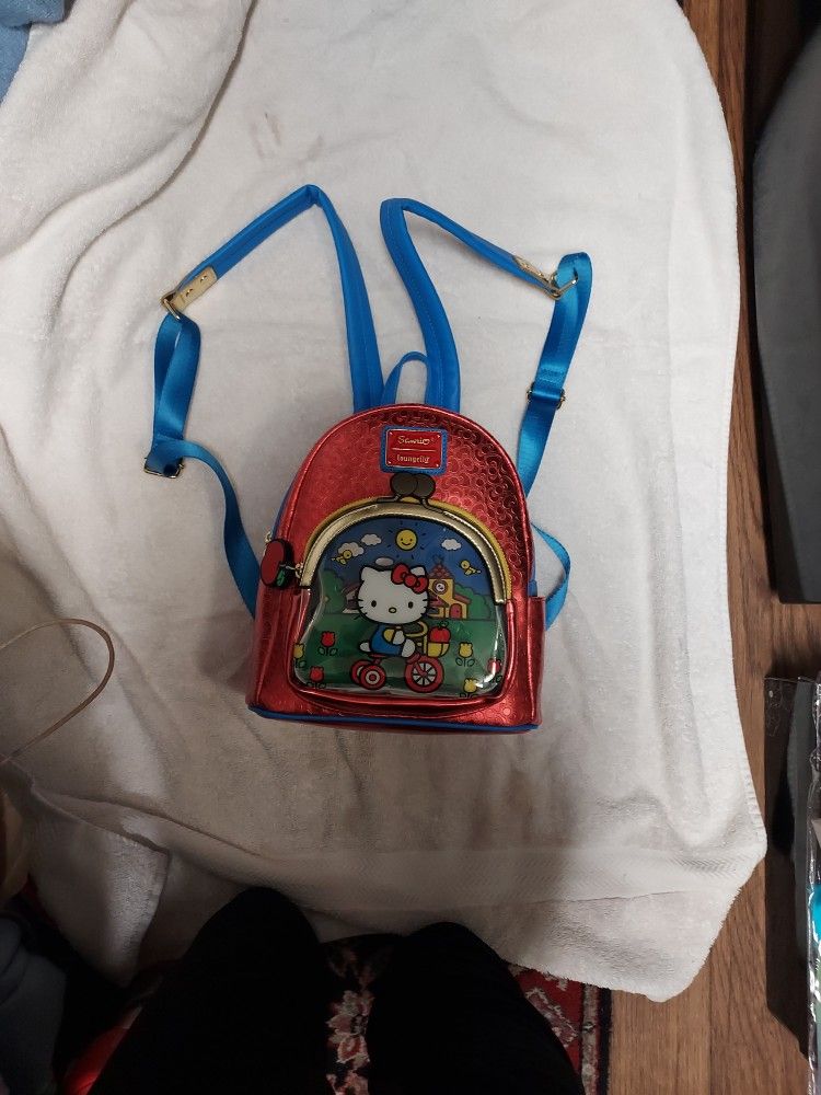 Hello Kitty Girls Back Pack. 
